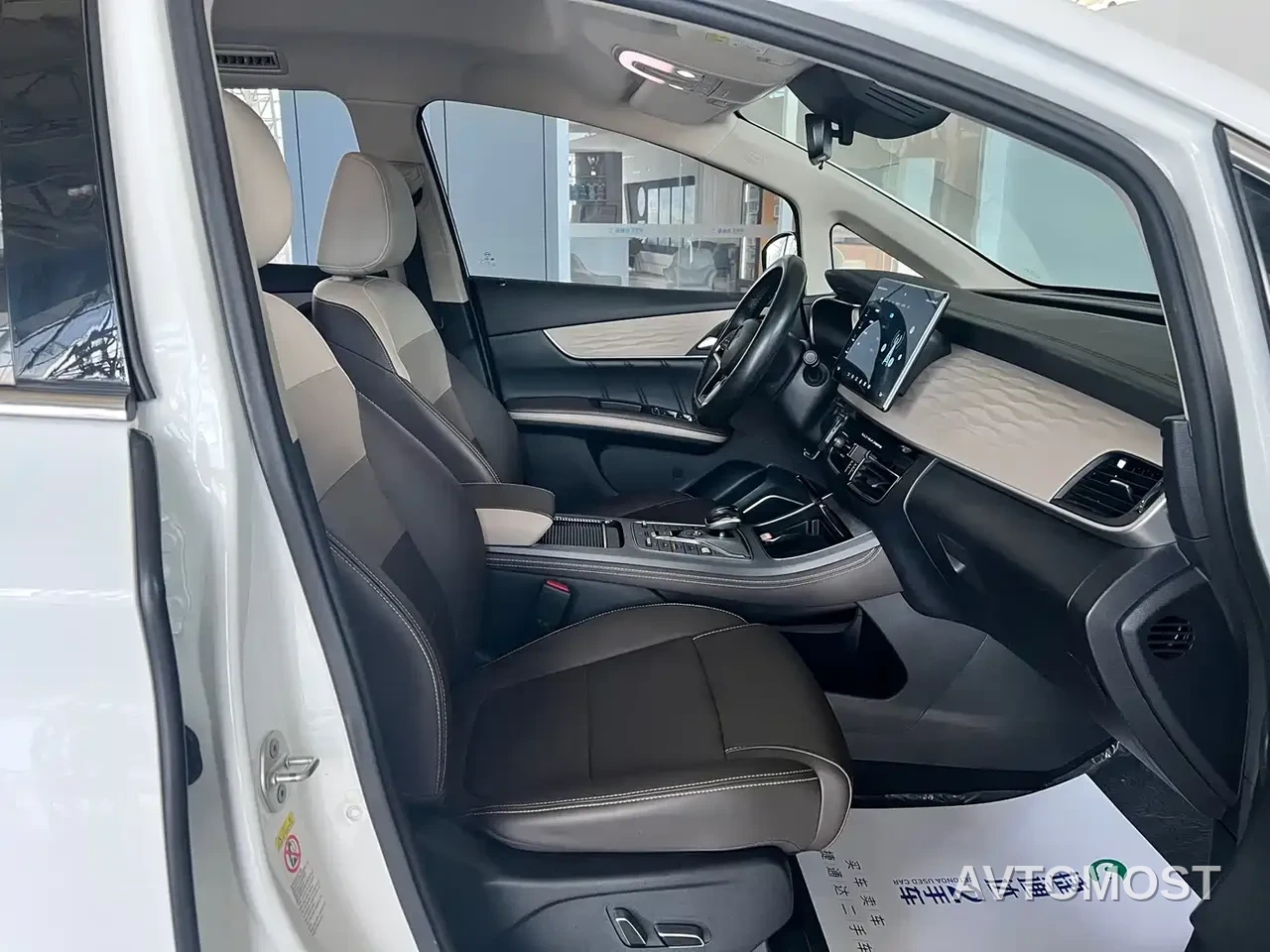 BYD Song MAX New Energy 2022 DM-i 105KM Executive Edition — фото 12