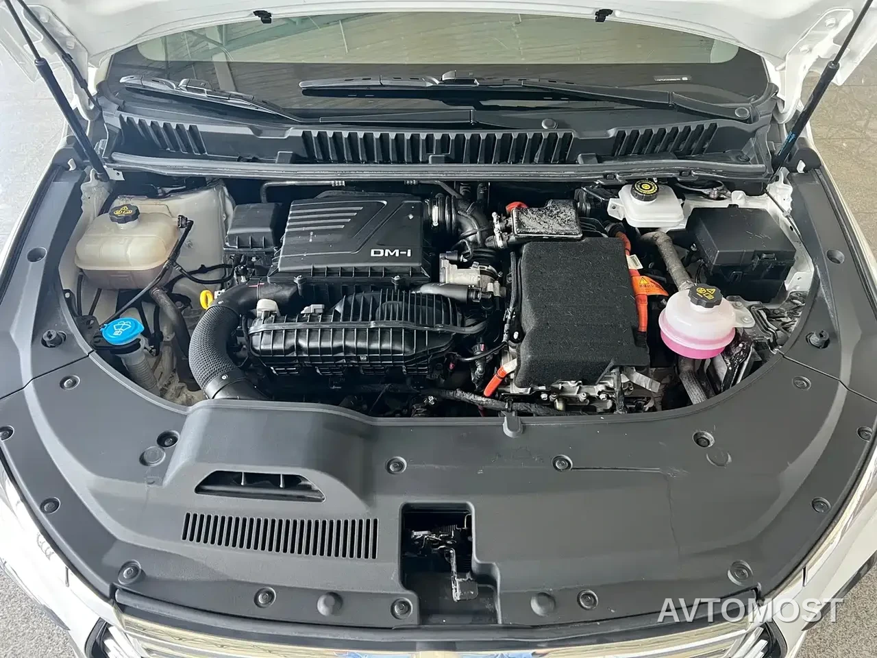 BYD Song MAX New Energy 2022 DM-i 105KM Executive Edition — фото 24