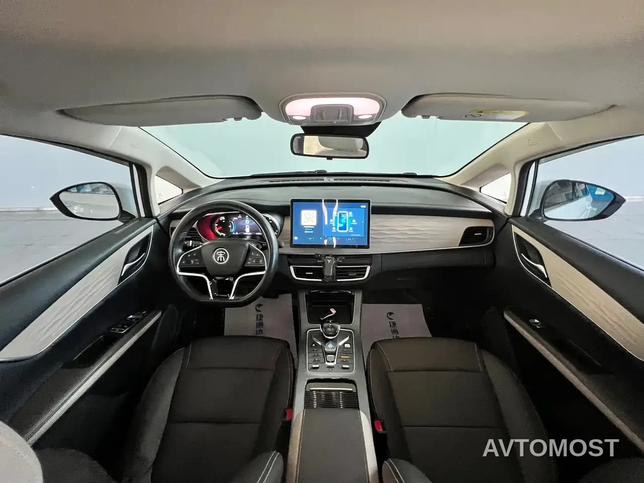 BYD Song MAX New Energy 2022 DM-i 105KM Executive Edition — фото 31