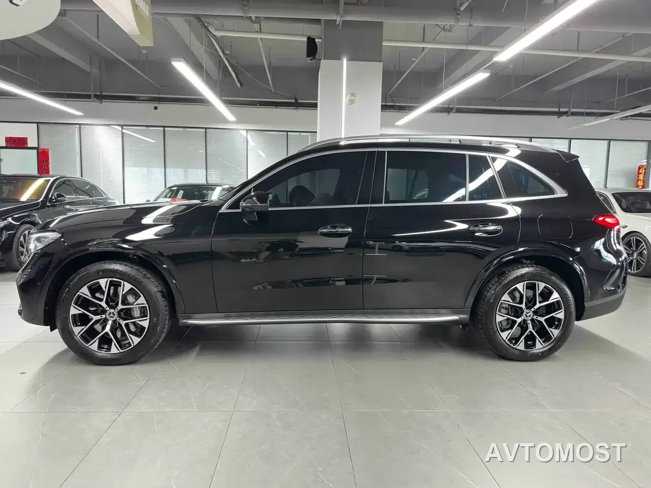 Mercedes-Benz GLC New Energy 2025 350 e L 4MATIC Collector's Edition — фото 3