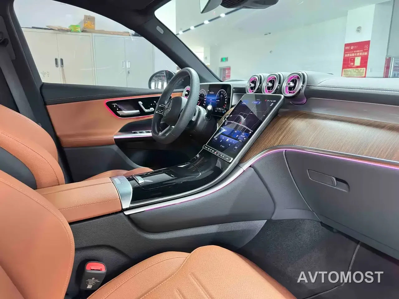 Mercedes-Benz GLC New Energy 2025 350 e L 4MATIC Collector's Edition — фото 15