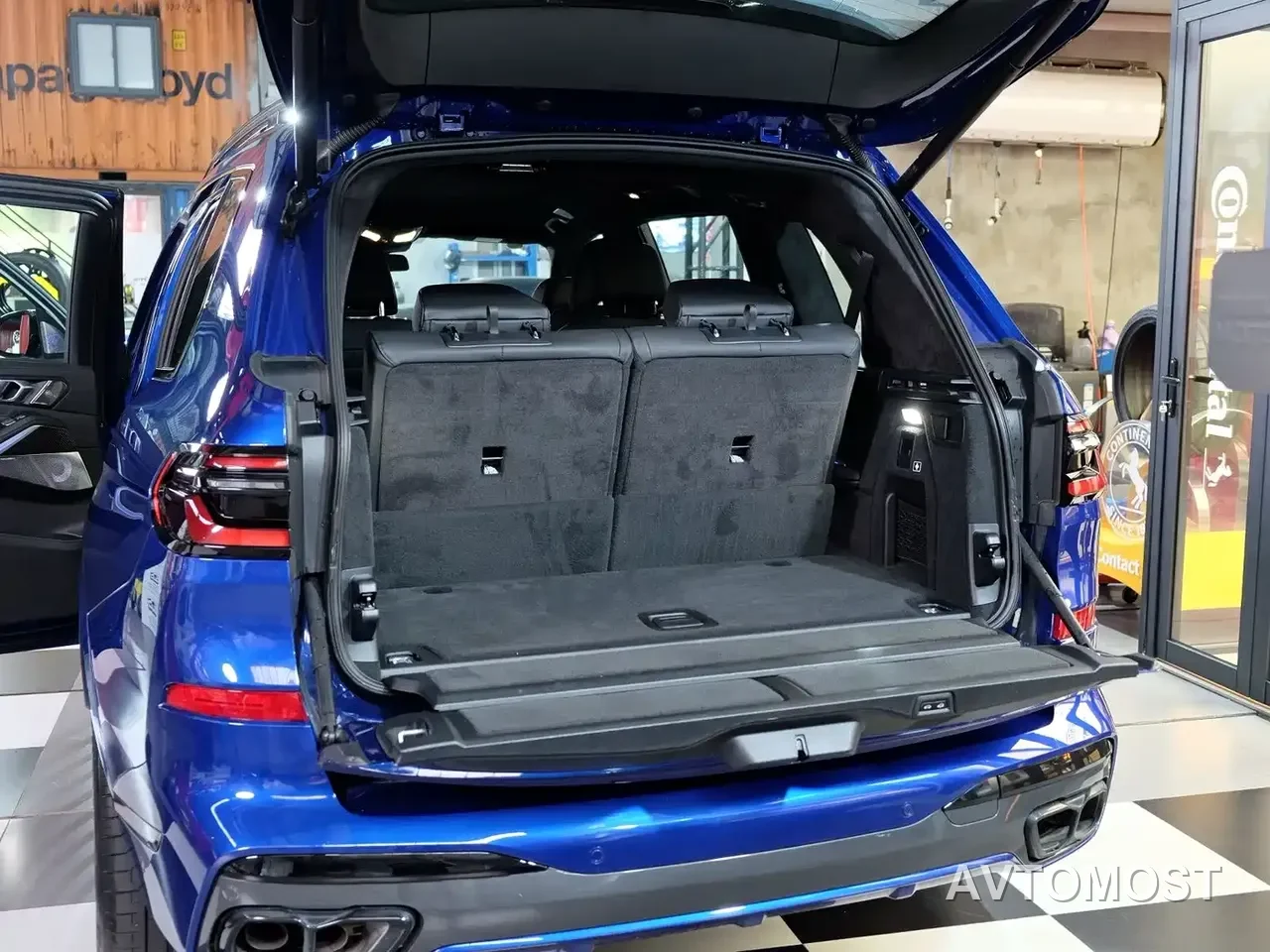 BMW X7 M60i 2026 Model Year xDrive M60i — фото 11