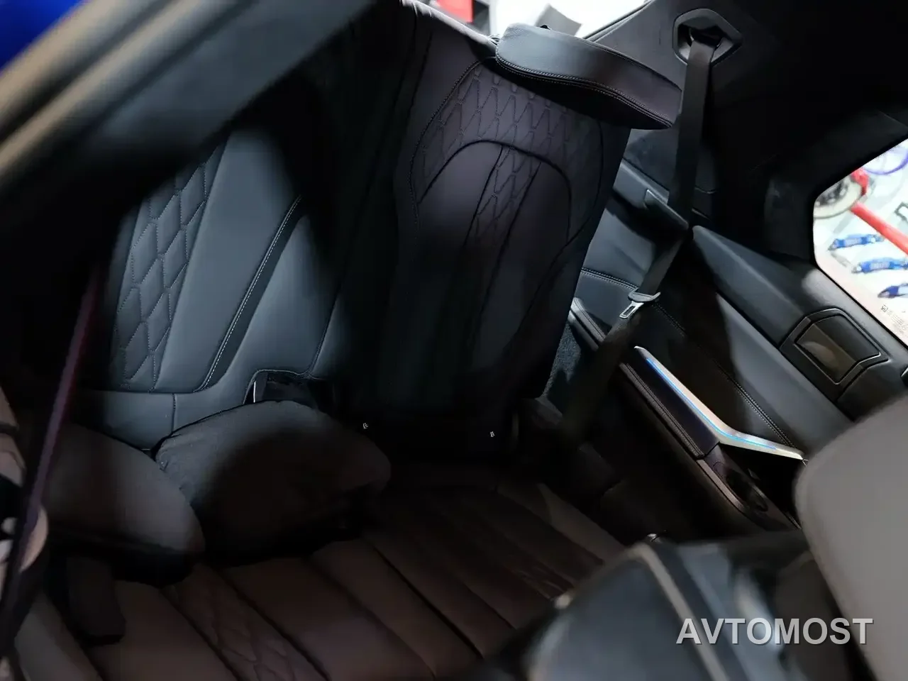 BMW X7 M60i 2026 Model Year xDrive M60i — фото 17