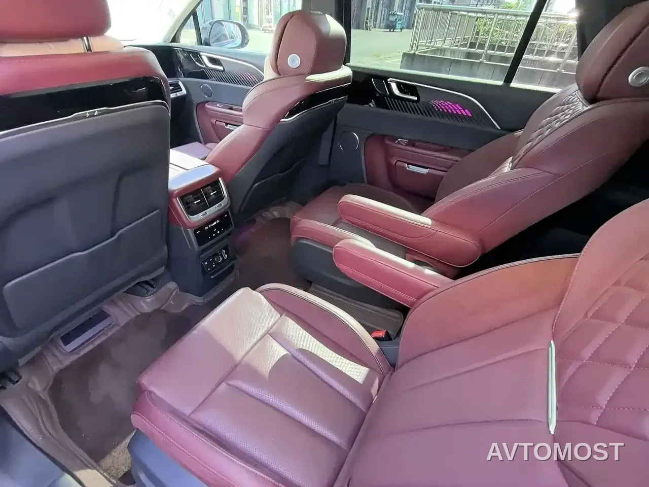 Hongqi E-HS9 2022 690km Qi Xiang Edition (6-seater) — фото 11