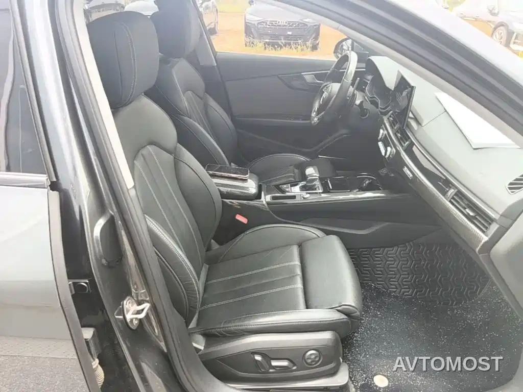 Audi A4L 2020 40 TFSI quattro Luxury Dynamic — фото 25