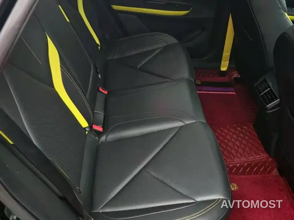 Changan UNI-V 2022 1.5T Sport Edition — фото 13