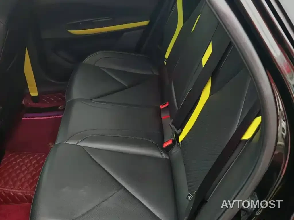 Changan UNI-V 2022 1.5T Sport Edition — фото 14