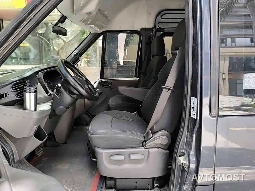 Ford New Generation Transit 2021 Model 2.2T Automatic Logistics Vehicle Pro 5.9m Long Wheelbase Dual Rear Tires 7-Seat Medium Roof China VI — фото 6