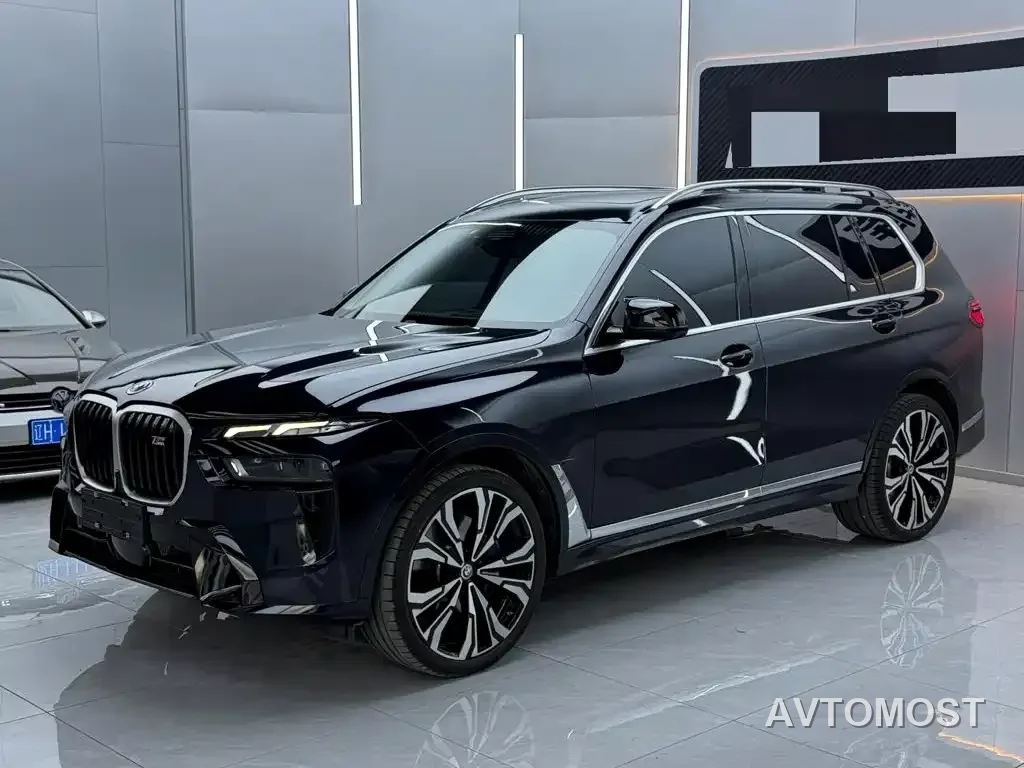 BMW X7 M60i 2023 xDrive M60i — фото 4