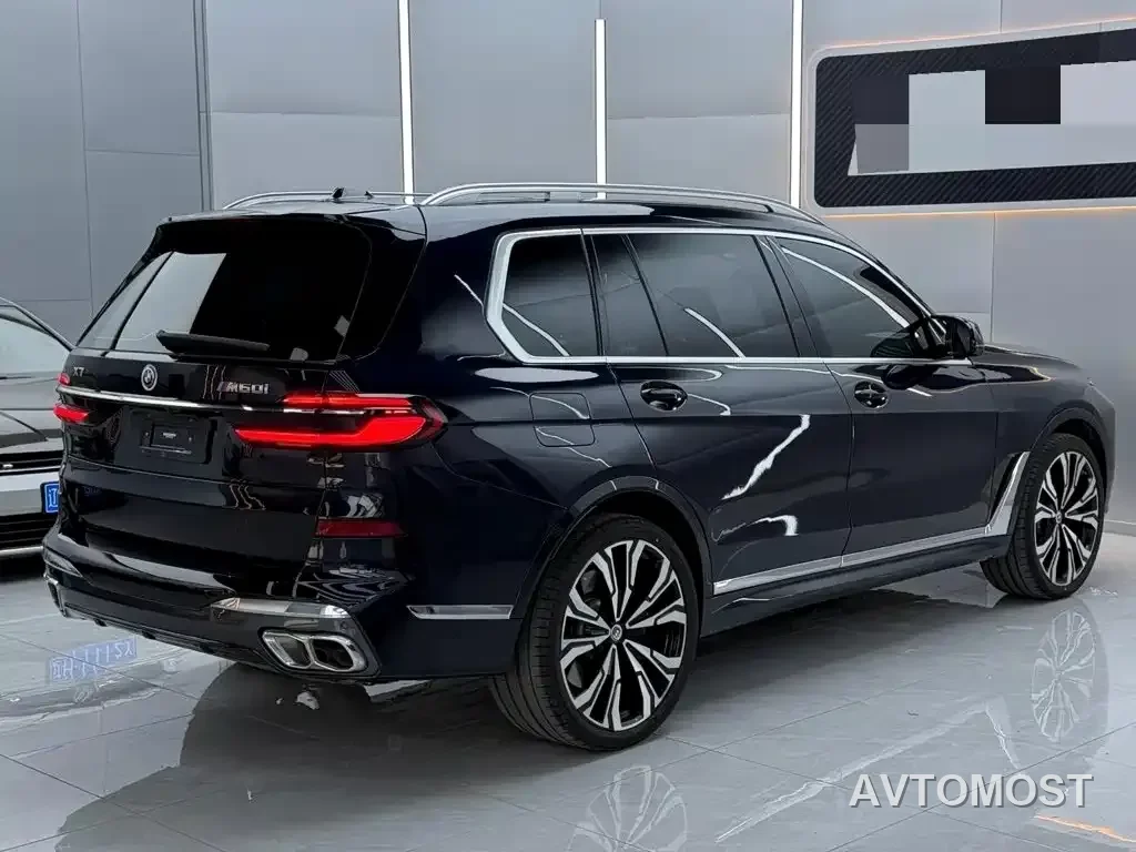 BMW X7 M60i 2023 xDrive M60i — фото 5