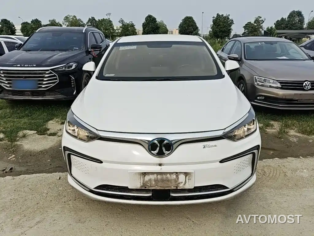 BAIC Beijing EU5 2019 R500 Smart Wind Edition — фото 3