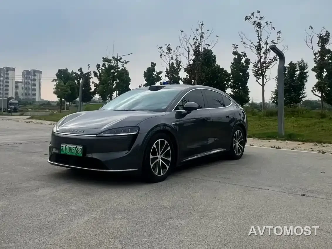 Zhijie Luxeed R7 2024 Pure Electric 667km Max — фото 3