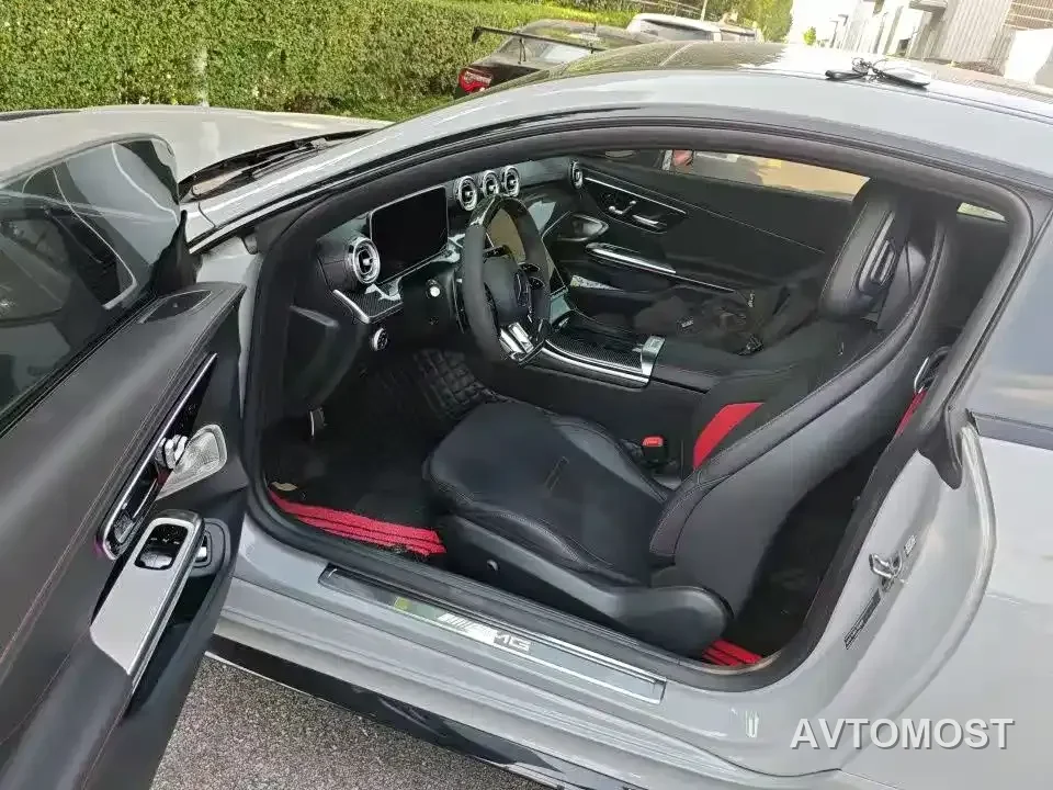 Mercedes-Benz Mercedes-AMG CLE 2024 AMG CLE 53 4MATIC+ Coupe — фото 4