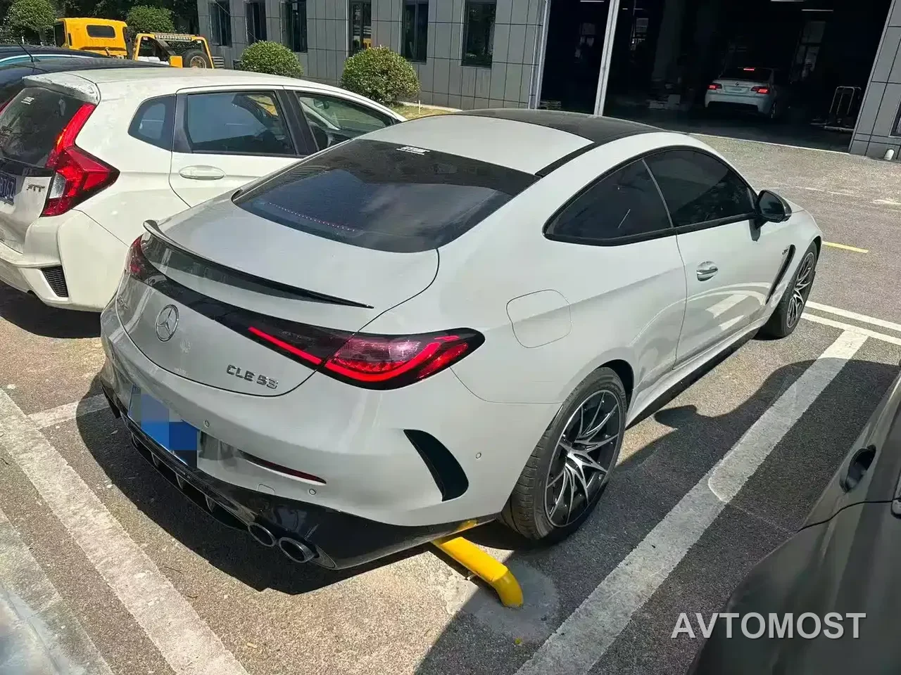 Mercedes-Benz Mercedes-AMG CLE 2024 AMG CLE 53 4MATIC+ Coupe — фото 3