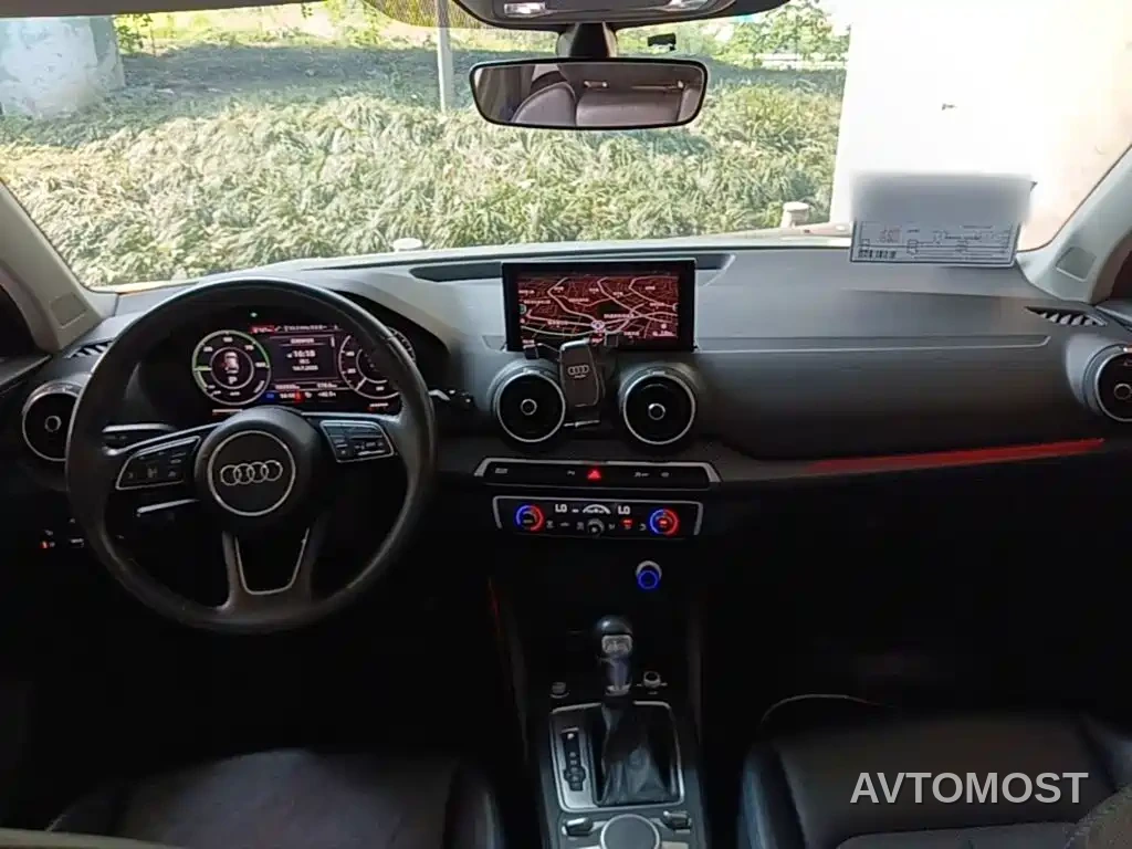 Audi Q2L e-tron 2019 Q2L e-tron Pure Electric Smart Enjoyment — фото 10