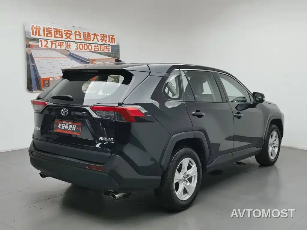 Toyota RAV4 Rongfang 2023 2.0L CVT 2WD Urban Edition — фото 1