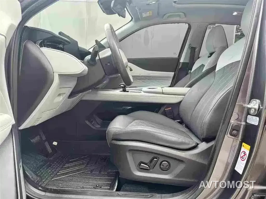 Changan UNI-Z New Energy 2024 Blue Whale Smart Electric iDD 125km Excellence Model — фото 4