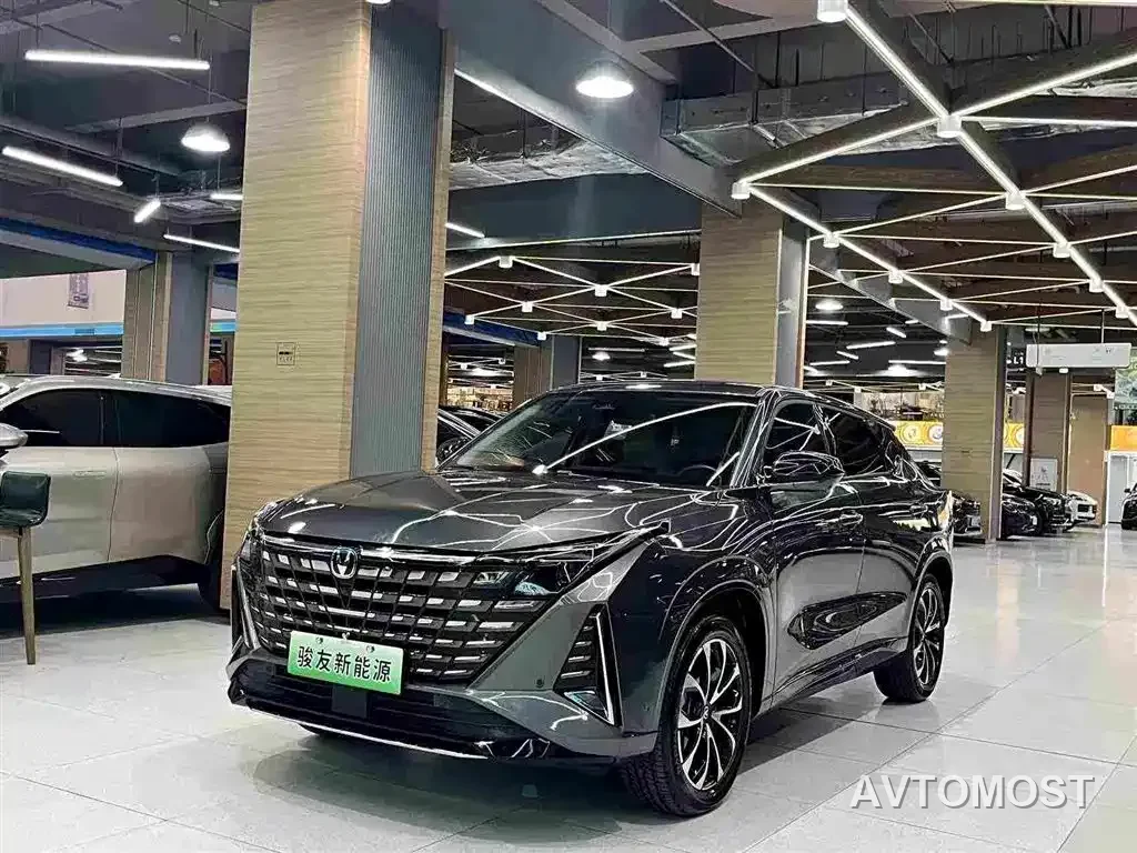 Changan UNI-Z New Energy 2024 Blue Whale Smart Electric iDD 125km Excellence Model — фото 8