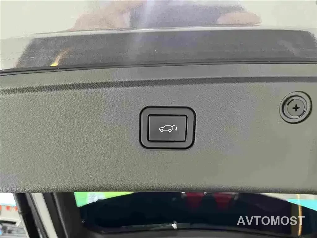 Changan UNI-Z New Energy 2024 Blue Whale Smart Electric iDD 125km Excellence Model — фото 16