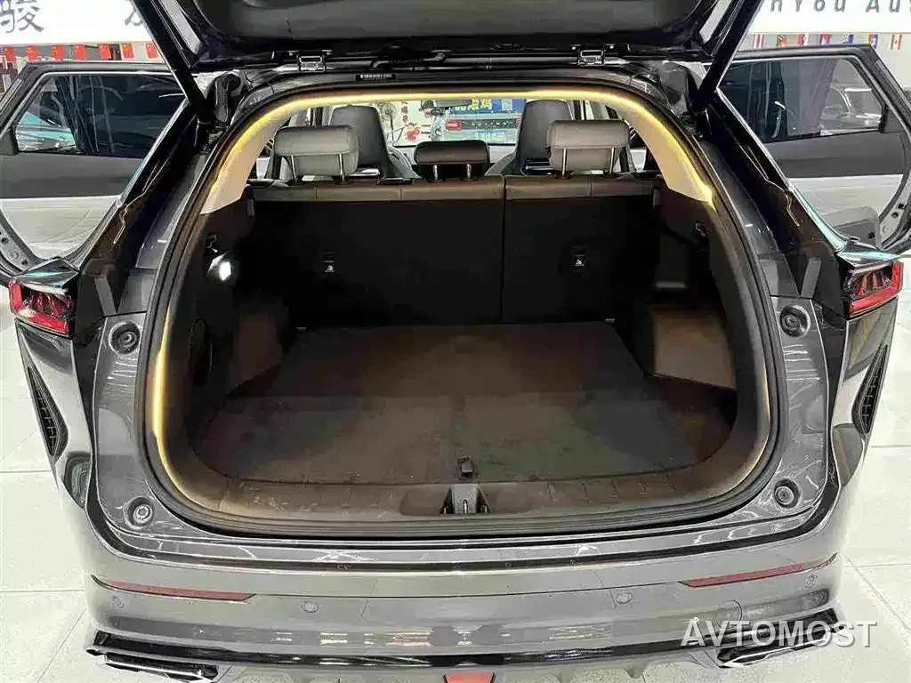 Changan UNI-Z New Energy 2024 Blue Whale Smart Electric iDD 125km Excellence Model — фото 17