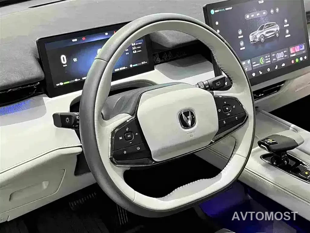 Changan UNI-Z New Energy 2024 Blue Whale Smart Electric iDD 125km Excellence Model — фото 23