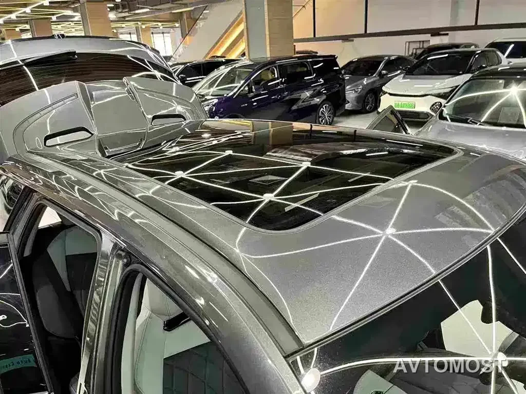 Changan UNI-Z New Energy 2024 Blue Whale Smart Electric iDD 125km Excellence Model — фото 25