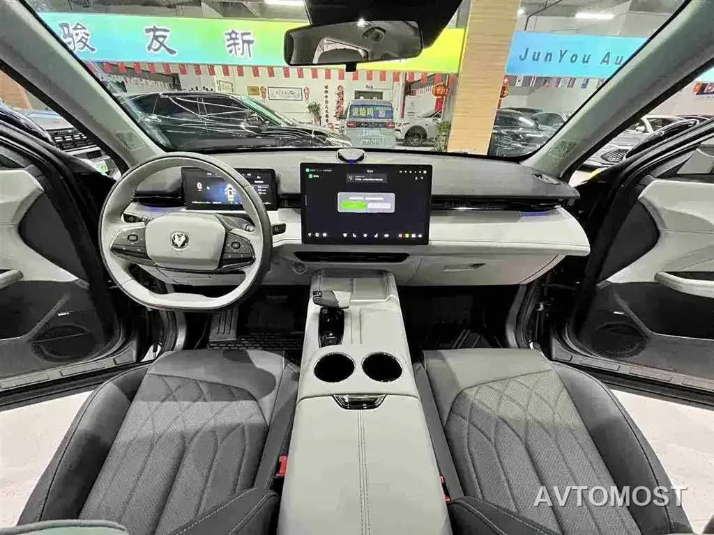 Changan UNI-Z New Energy 2024 Blue Whale Smart Electric iDD 125km Excellence Model — фото 28