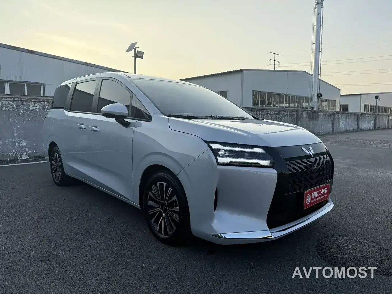 Wuling Motors Xingguang 730 New Energy 2025 Model Plug-in Hybrid Base Version — фото 3