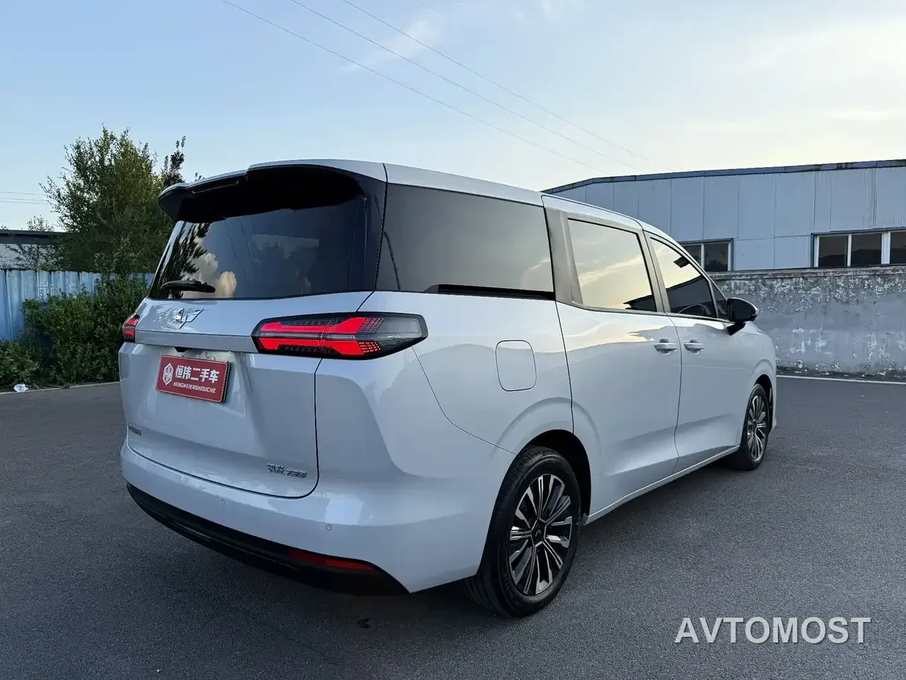 Wuling Motors Xingguang 730 New Energy 2025 Model Plug-in Hybrid Base Version — фото 6