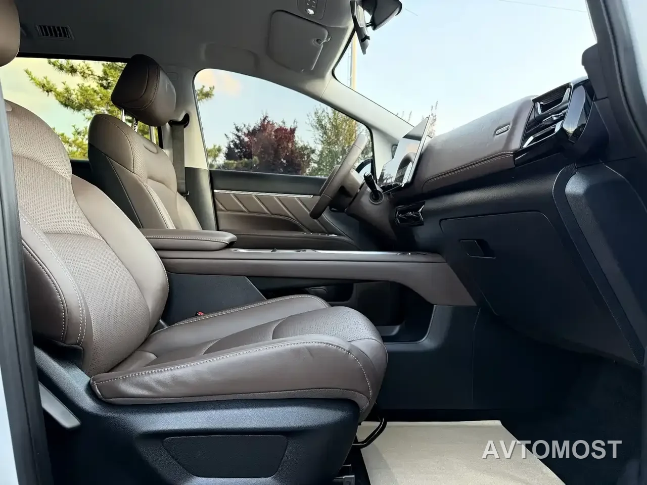Wuling Motors Xingguang 730 New Energy 2025 Model Plug-in Hybrid Base Version — фото 16
