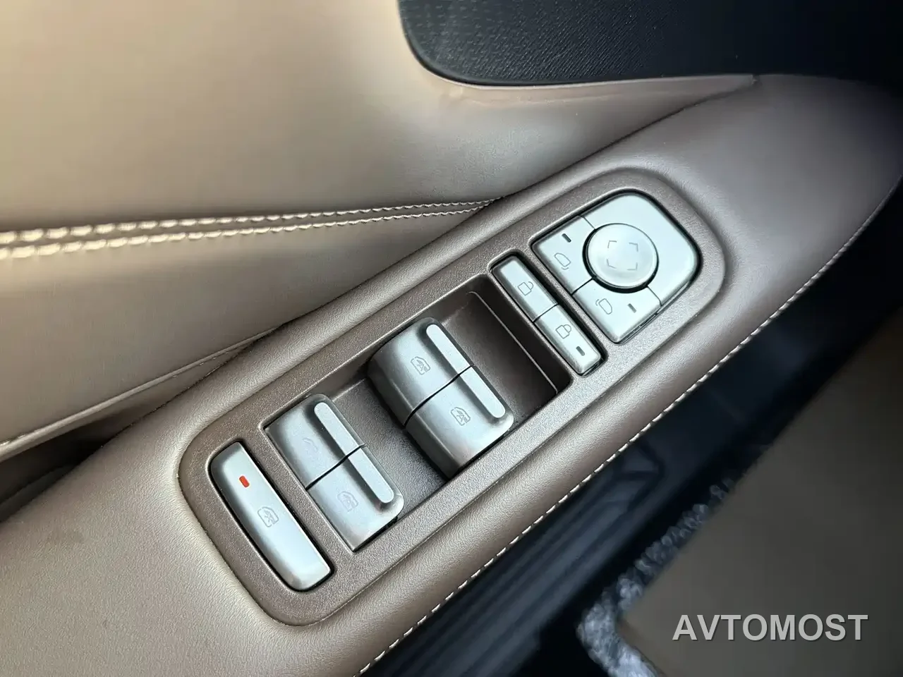 Wuling Motors Xingguang 730 New Energy 2025 Model Plug-in Hybrid Base Version — фото 22
