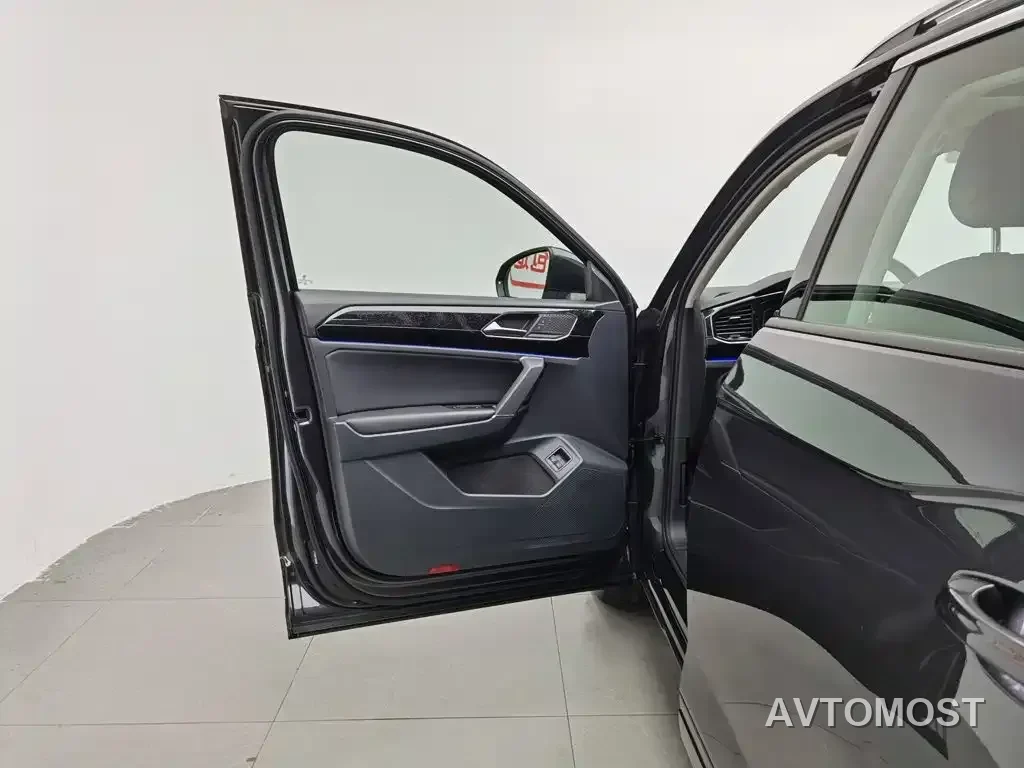 Volkswagen Tayron GTE Plug-in Hybrid 2020 Model 1.4T Luxury — фото 6