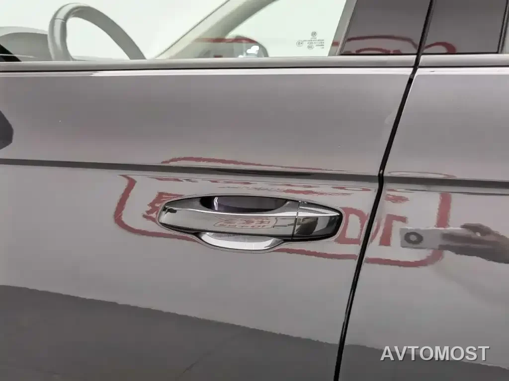 Volkswagen Tayron GTE Plug-in Hybrid 2020 Model 1.4T Luxury — фото 14