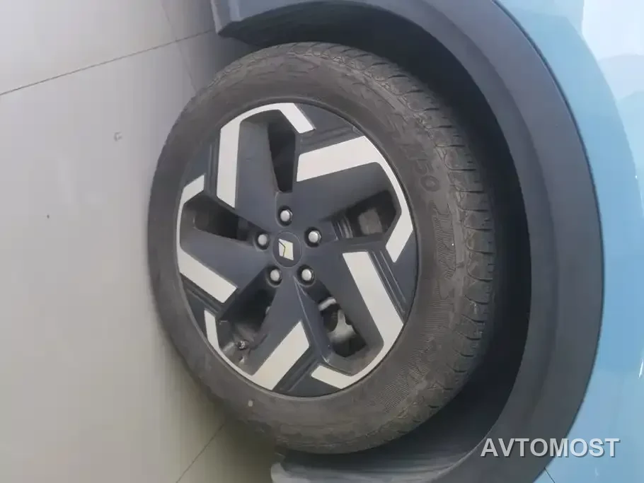 Baojun Yunhai 2024 140km Plug-in Hybrid — фото 12