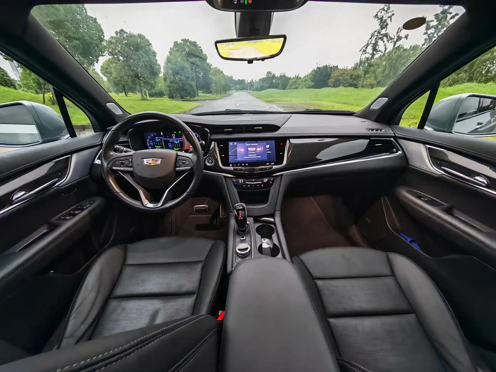 Cadillac XT6 2025 2.0T 6-Seater AWD Executive Black Label Edition — фото 16