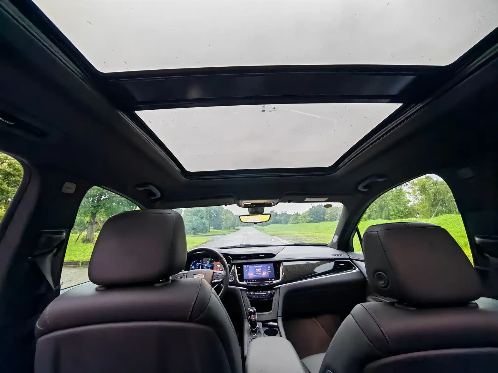 Cadillac XT6 2025 2.0T 6-Seater AWD Executive Black Label Edition — фото 17