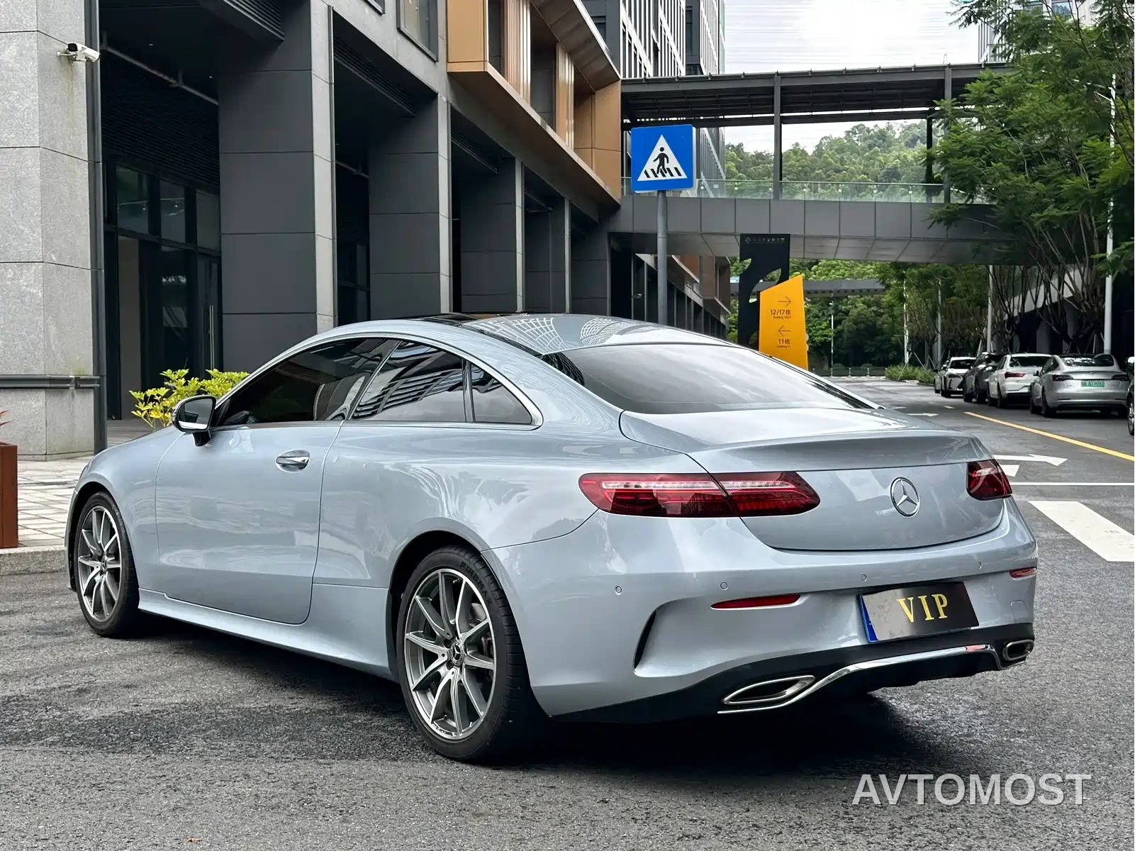 Mercedes-Benz E-Class (Import) 2020 E 260 Coupe — фото 6