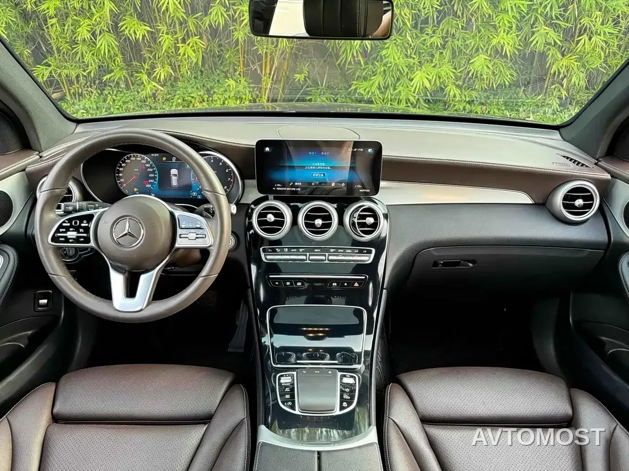 Mercedes-Benz GLC 2021 GLC 260 L 4MATIC Sporty — фото 2