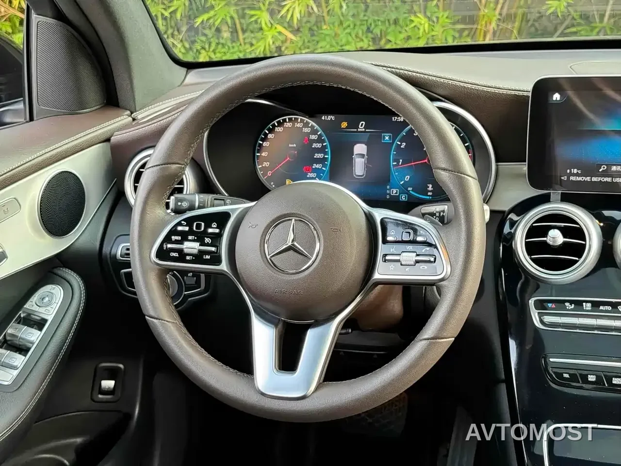 Mercedes-Benz GLC 2021 GLC 260 L 4MATIC Sporty — фото 5