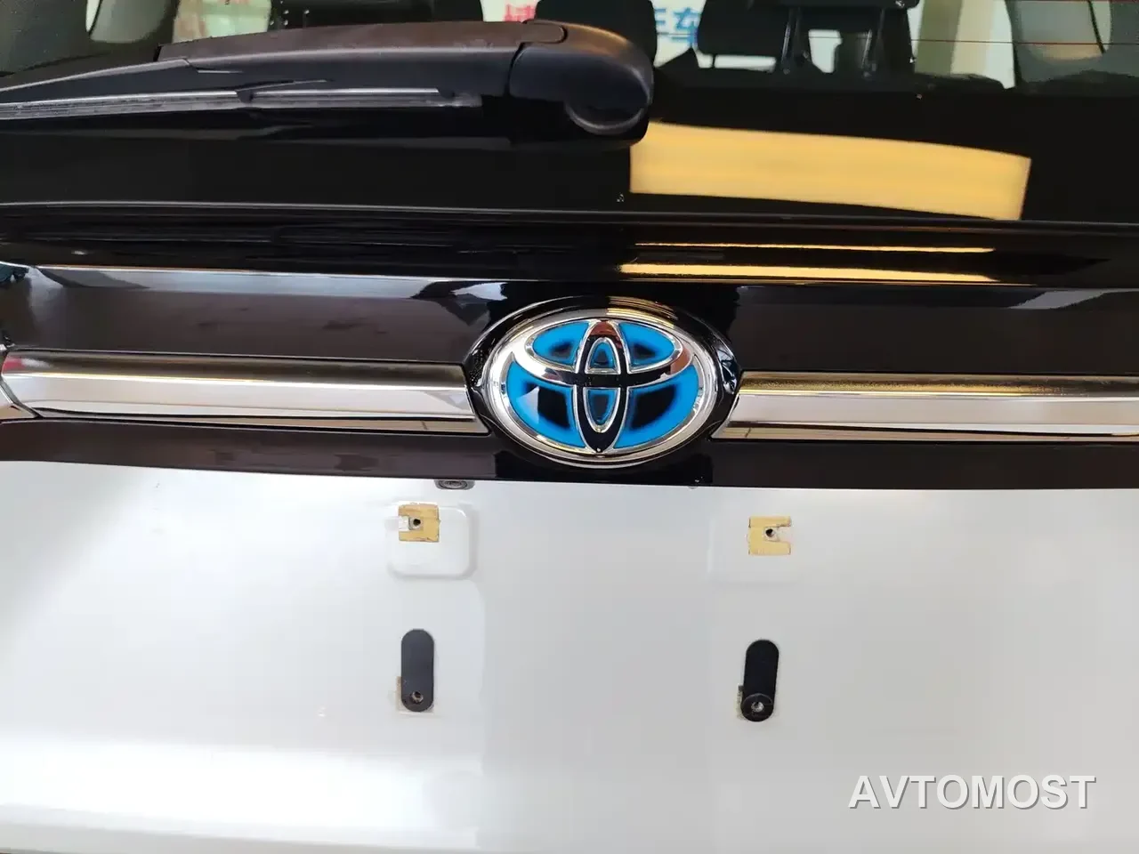Toyota Wildlander New Energy 2021 High Performance 2.5L 2WD Power Edition — фото 31