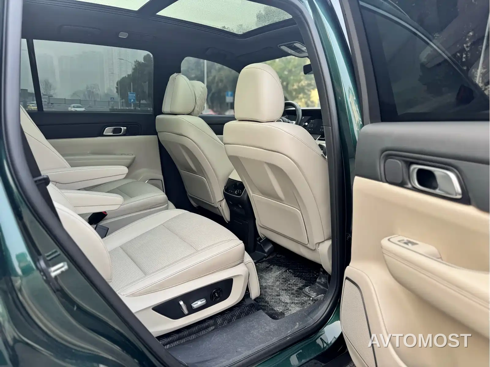 Li ONE 2021 Extended Range 6-Seater — фото 8