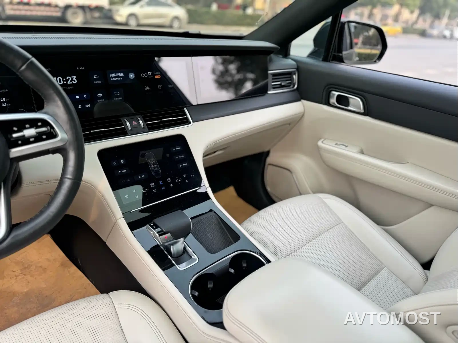 Li ONE 2021 Extended Range 6-Seater — фото 11
