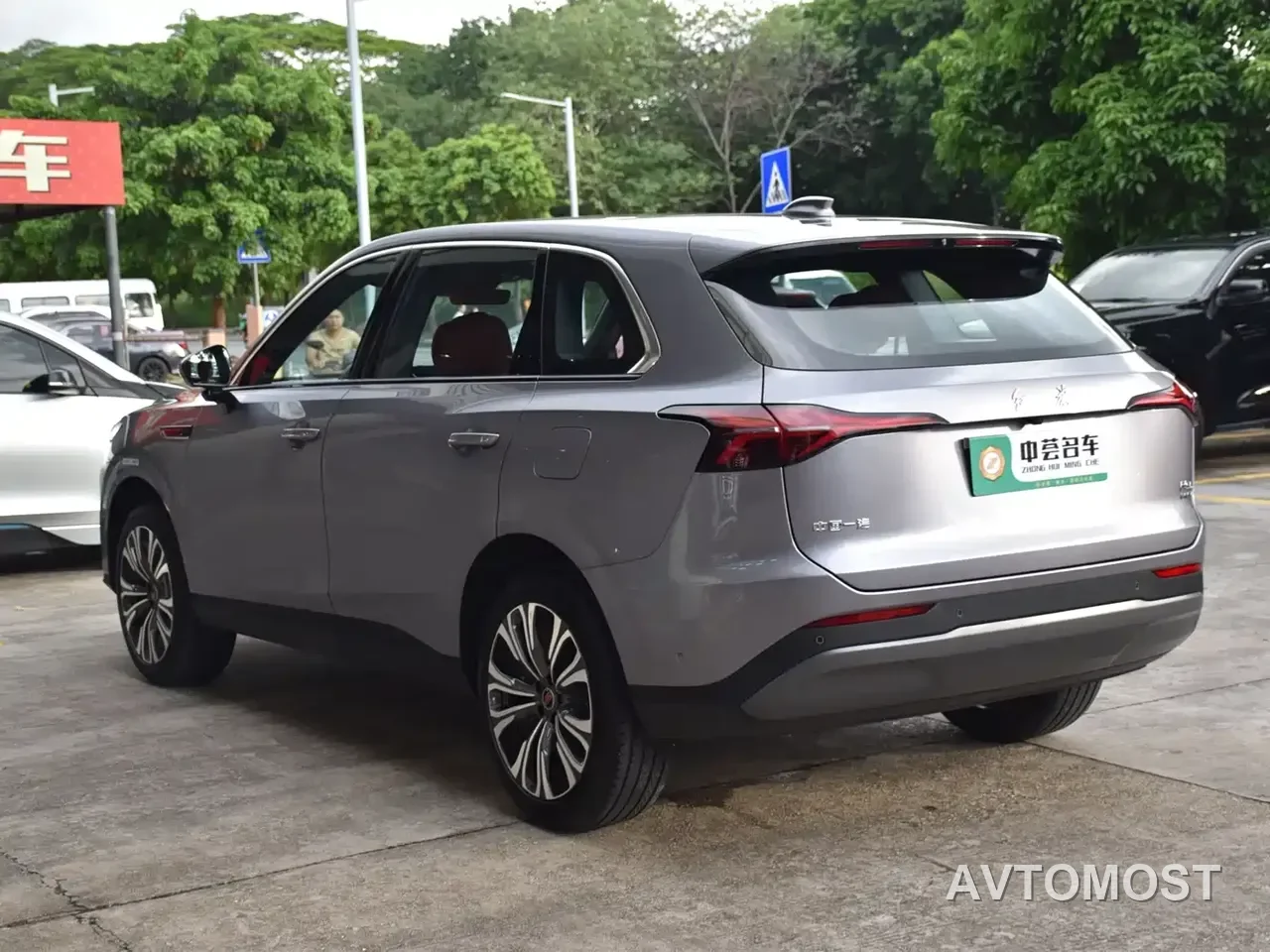 Hongqi HS6 PHEV 2025 High-end Model — фото 15
