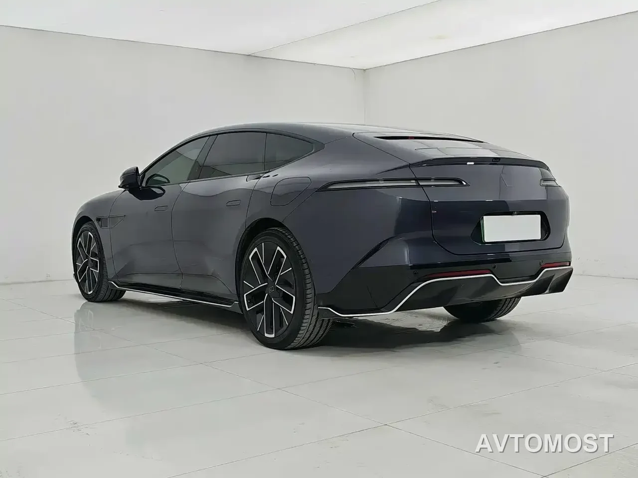 Avatr 12 2023 650 Triple Laser AWD Performance Edition — фото 4