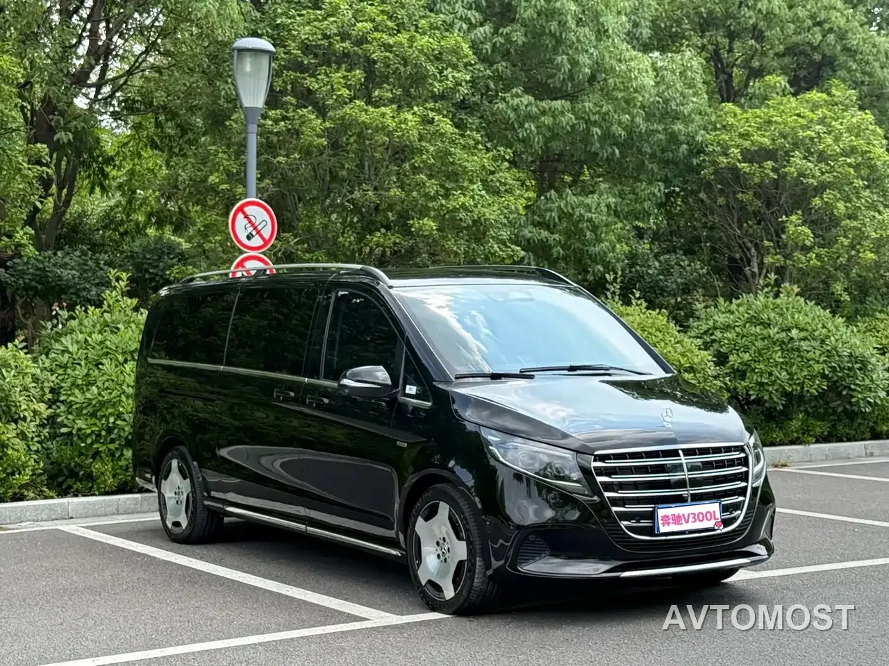 Mercedes-Benz V-Class 2024 V 300 L Long Wheelbase Luxury Edition — фото 7