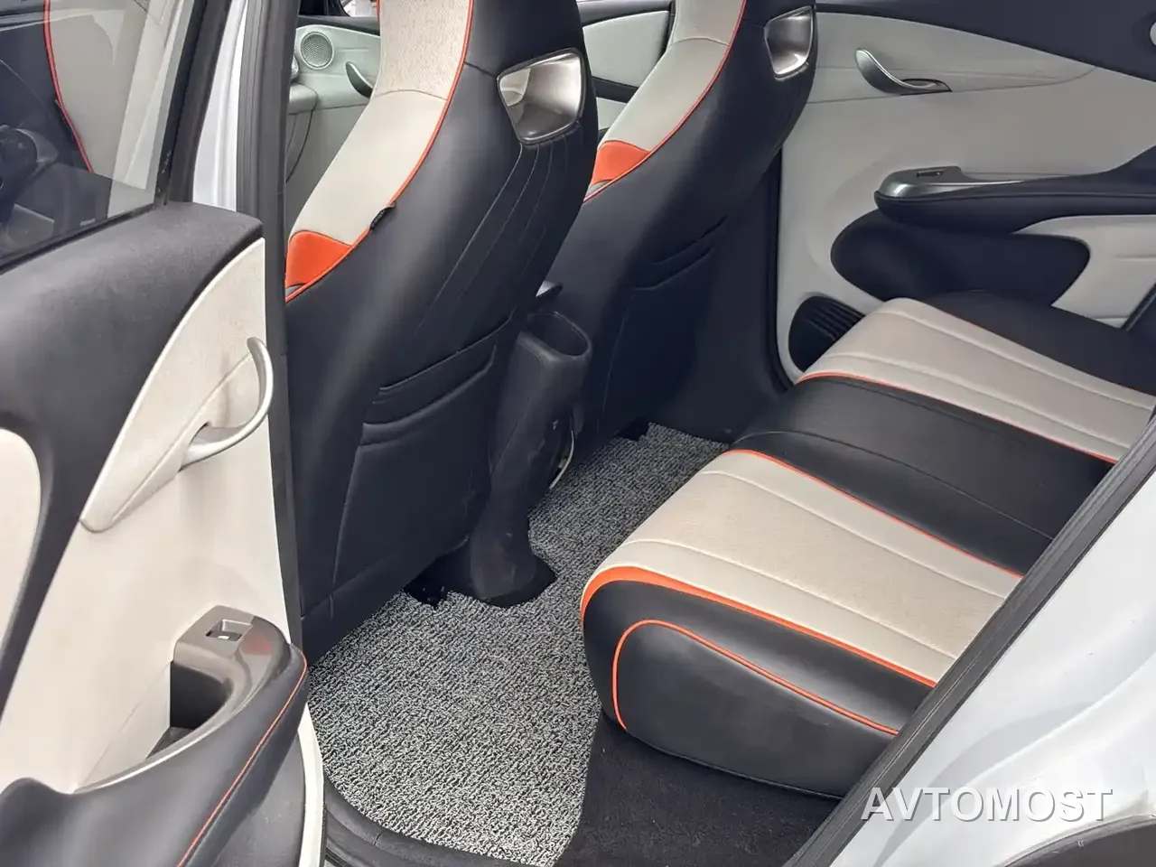 BYD Dolphin 2021 405km Freedom Edition — фото 13