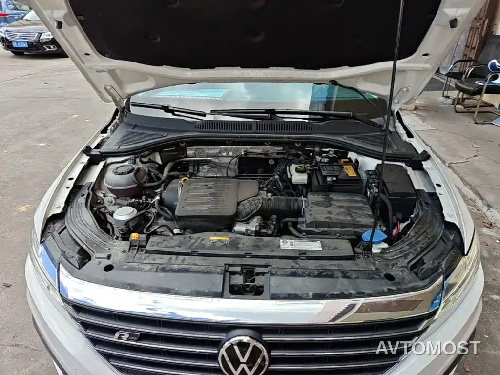 Volkswagen Lavida 2022 1.5L Auto Comfort Edition — фото 20