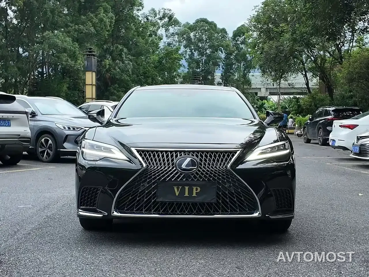 Lexus LS 2021 500h Excellence Edition — фото 2