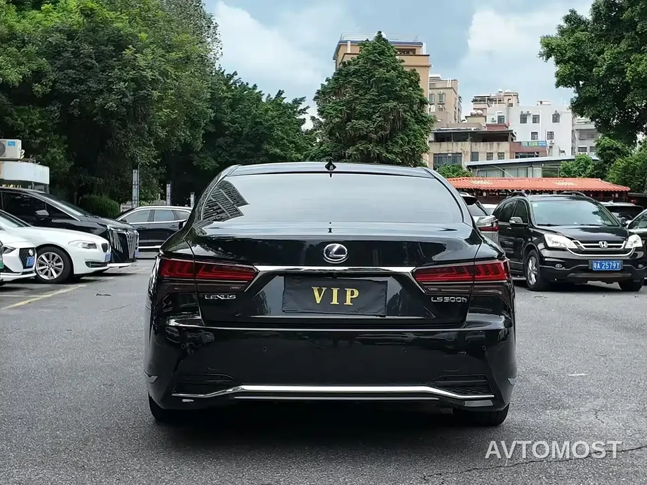 Lexus LS 2021 500h Excellence Edition — фото 13