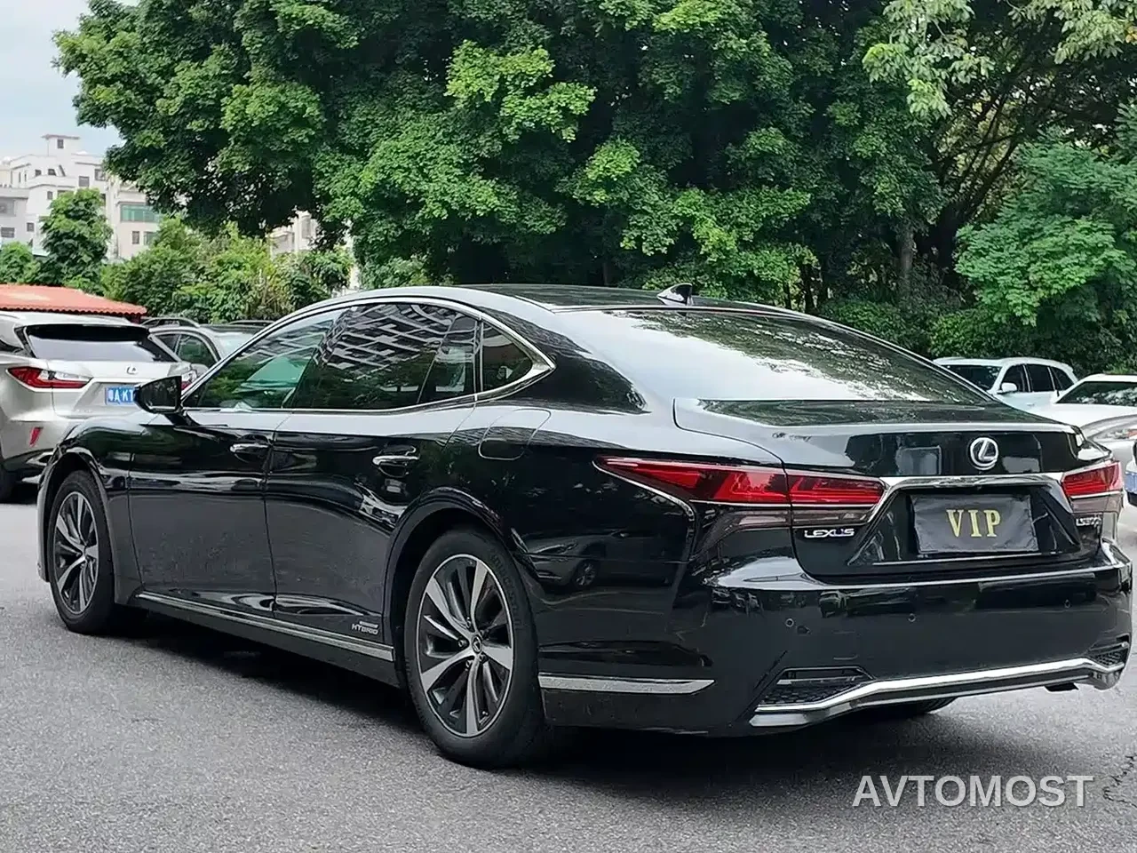 Lexus LS 2021 500h Excellence Edition — фото 14